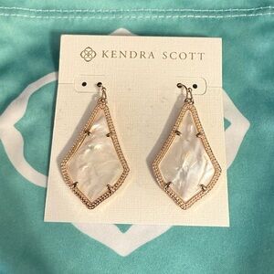 Kendra Scott Gold Mother of Pearl Drop Earrings NWT